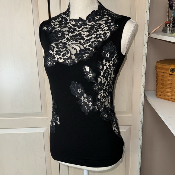 Dolce & Gabbana Sleeveless Blouse w/ Lace Inset - Picture 3 of 10